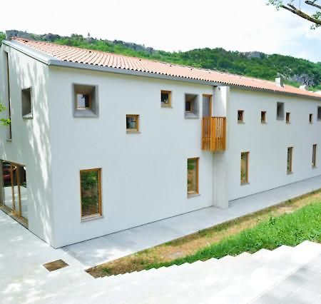 Youth Hostel Айдовшчина Экстерьер фото
