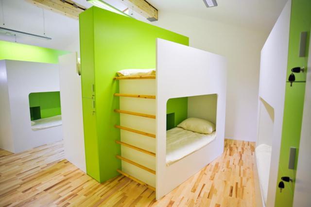 Youth Hostel Айдовшчина Экстерьер фото