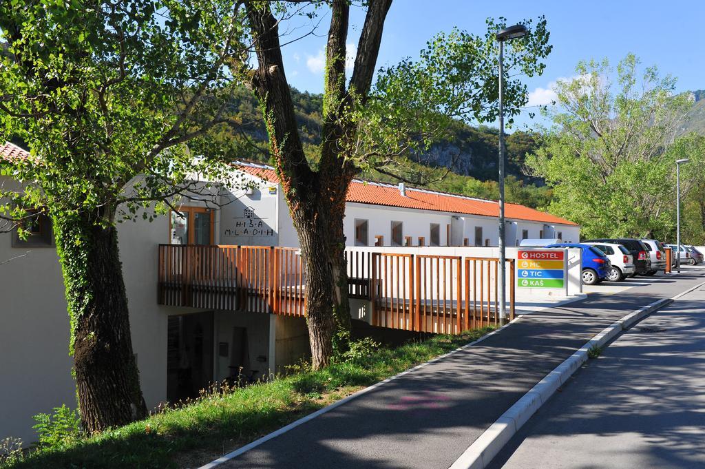 Youth Hostel Айдовшчина Экстерьер фото